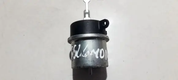 Ford Mondeo MK II Valve vacuum 
