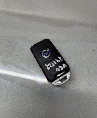Volvo V60 Ignition key/card 