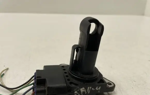 Toyota RAV 4 (XA30) Mass air flow meter 2220430010 1974002110