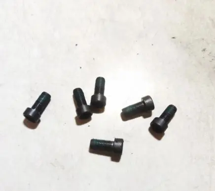 Skoda Karoq Nuts/bolts 