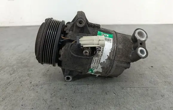 Opel Zafira B Air conditioning (A/C) compressor (pump) 13124752