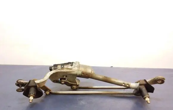 Toyota Yaris Front wiper linkage and motor 851100D080