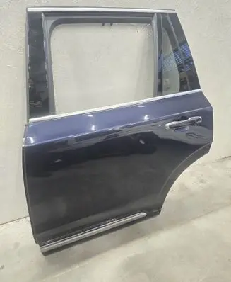 Volvo XC90 Rear door