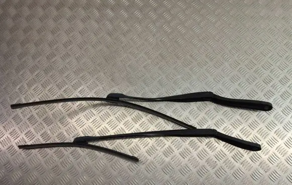 BMW 5 F10 F11 Windshield/front glass wiper blade 7182459 7203156