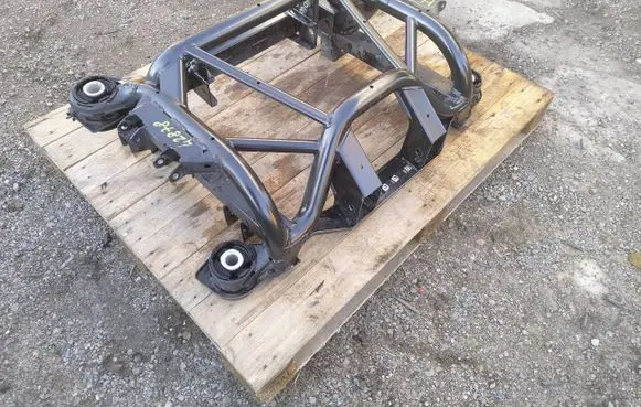Maserati GranTurismo Other rear suspension part kkm665665