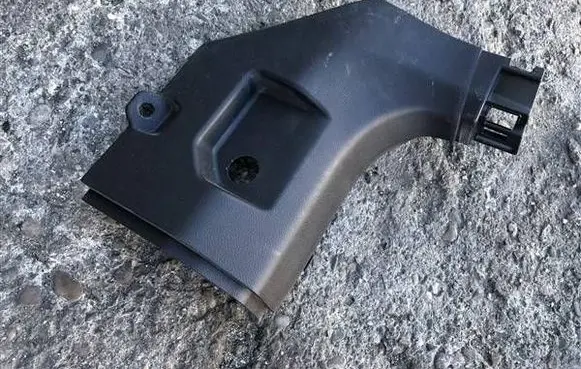 Nissan Qashqai J12 Side skirt front trim 669006UA0A