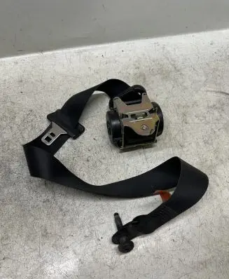 Ford C-MAX I Front seatbelt