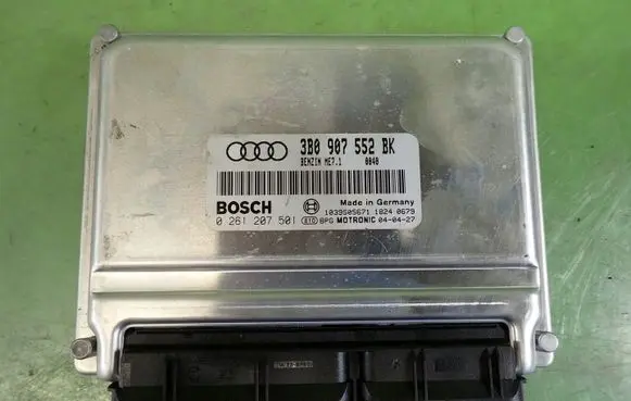 Audi A6 S6 C5 4B Engine control unit/module ECU