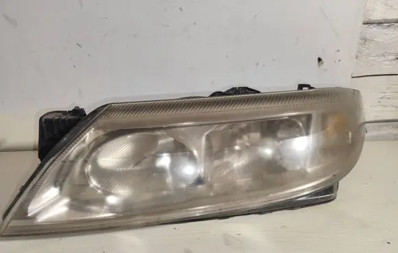 Renault Laguna II Headlight/headlamp 8200002845