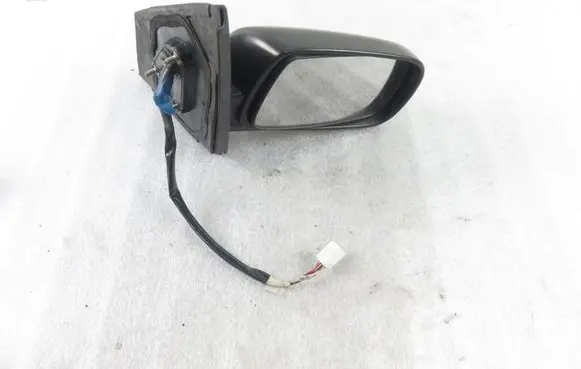 Toyota Yaris Front door electric wing mirror 