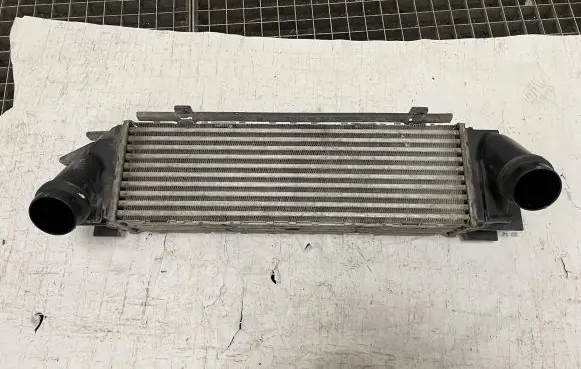 BMW X3 F25 Intercooler radiator 17517593845 7593845
