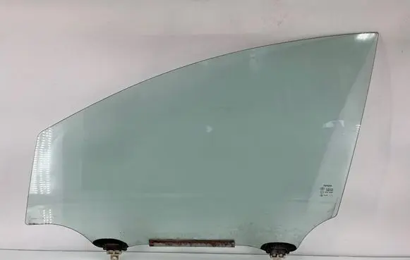 Toyota Corolla Verso AR10 Front door window glass four-door 