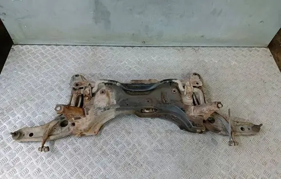 Toyota Yaris Front subframe