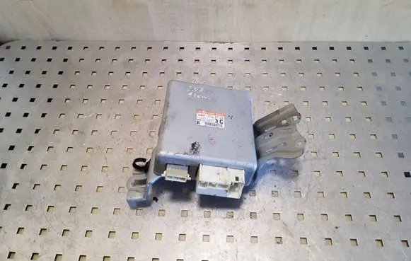 Toyota Auris 150 Power steering control unit/module 8965002400 99136800 1129001790