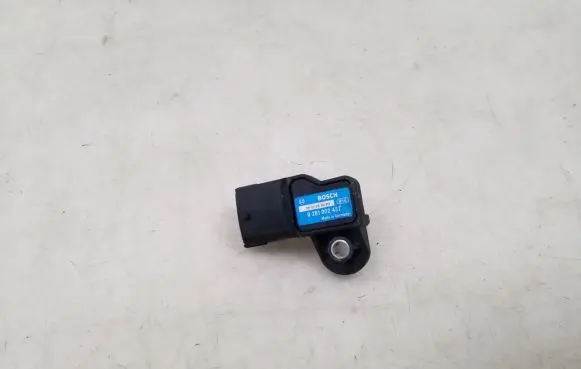 Opel Zafira B Air pressure sensor 0281002437