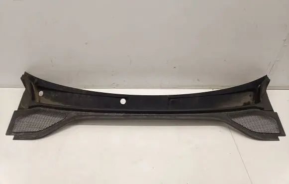 Audi Q2 - Wiper trim
