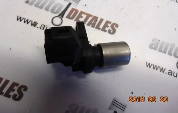 Toyota Avensis T220 Crankshaft position sensor 9091905012