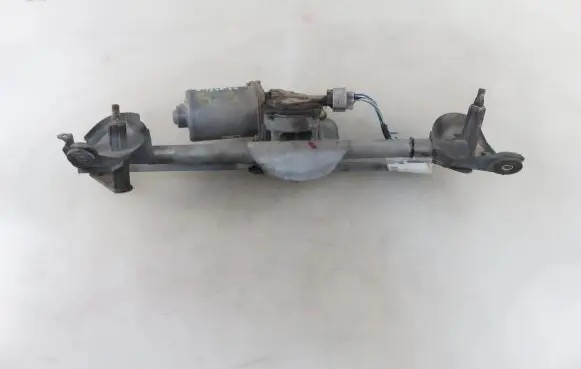 Toyota Yaris Front wiper linkage 851100D020