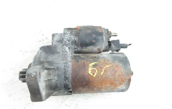Volkswagen Golf IV Starter motor