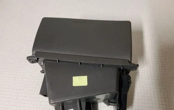 Toyota Avensis T250 Glove box 5563005010