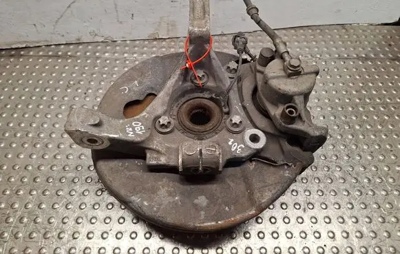 Opel Vectra C Front wheel hub spindle knuckle S25056190 6698L