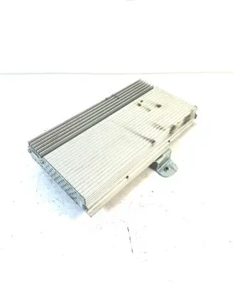 Chrysler Voyager Sound amplifier 05107086AH 36670I