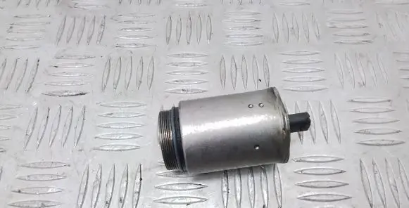 Mercedes-Benz CLA C117 X117 W117 Oil pressure sensor A6511800115