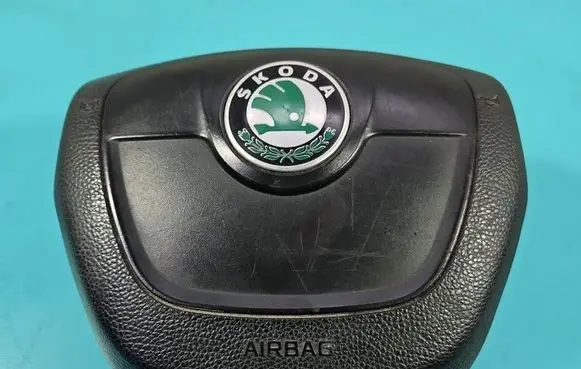 Skoda Fabia Mk2 (5J) Steering wheel airbag 5J0880201H IMPRK1588081