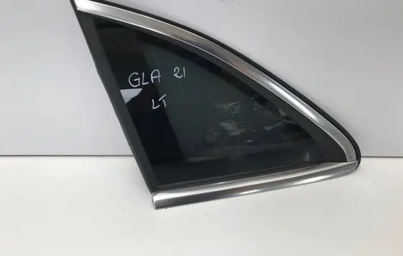 Mercedes-Benz GLA H247 Rear side window A2476705900
