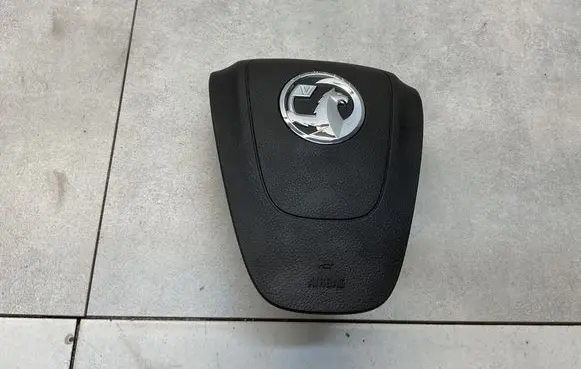 Opel Mokka X Steering wheel airbag 42631352