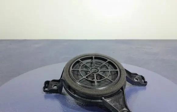 Audi Q7 4M Subwoofer speaker 4M0035398F