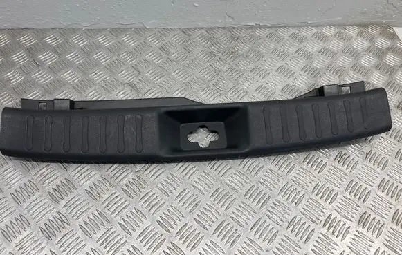 Nissan Juke I F15 Trunk/boot sill cover protection 849921KA2A