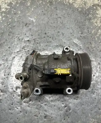 Peugeot 407 Air conditioning (A/C) compressor (pump) 9656572680