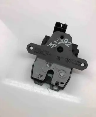 Tailgate/trunk/boot lock/catch/latch