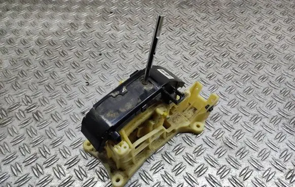 Hyundai i30 Gear shifter/selector 467002L930 17AGGM