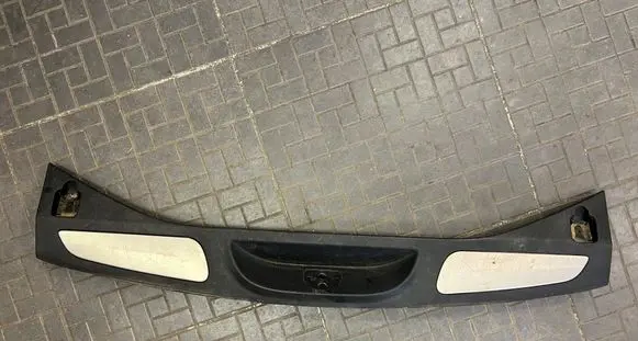 Jeep Grand Cherokee Trunk/boot sill cover protection 1NR3TRMAC P1NR39DX9AC