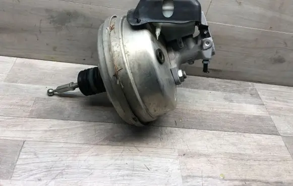 Audi A7 S7 4G Brake booster 4G1612103G