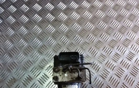 Ford Focus ABS Pump 98AG2M110CA