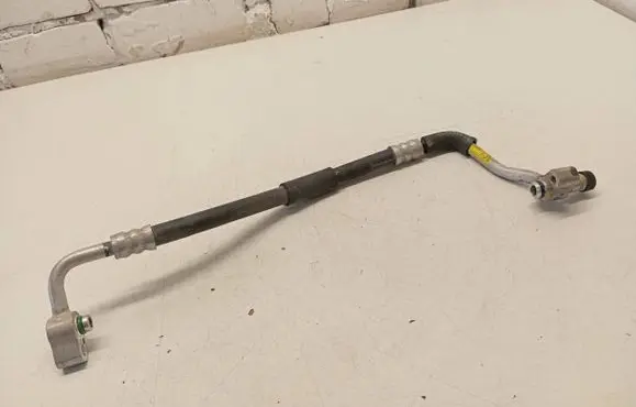 Ford Ranger Air conditioning (A/C) pipe/hose UR56