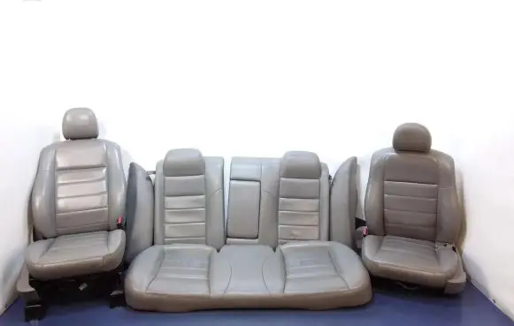 Dodge Charger Seat set 
