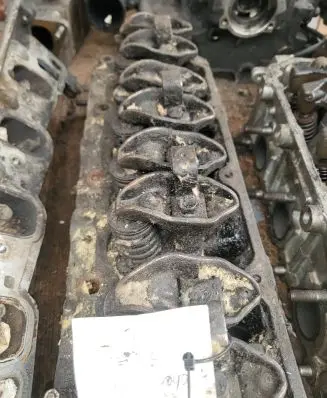 Jeep Cherokee III KJ Engine head 