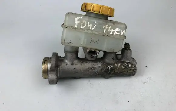 Subaru Forester SG Master brake cylinder