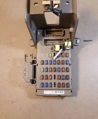 Subaru Forester SJ Fuse module 82201FJ110