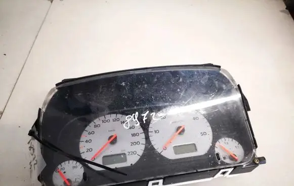 Volkswagen Golf III Speedometer (instrument cluster) 1h0919864r