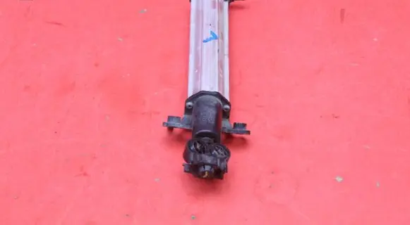 Volvo V60 Windshield washer spray nozzle 