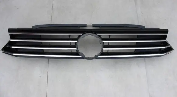 Volkswagen PASSAT B8 Front bumper upper radiator grill 3G0853653D