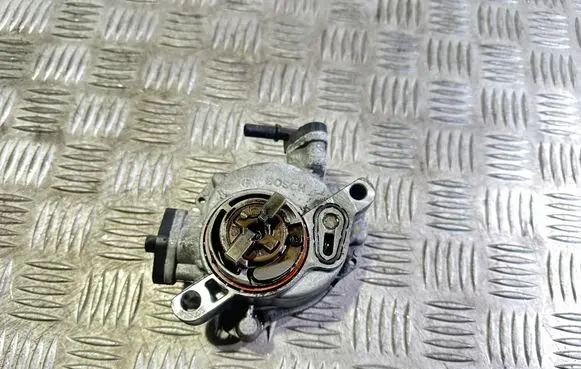 Citroen C4 Grand Picasso Vacuum pump 9684786780