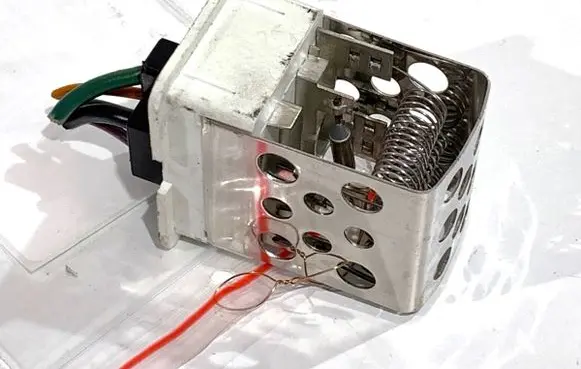 Opel Astra H Heater blower motor/fan resistor 
