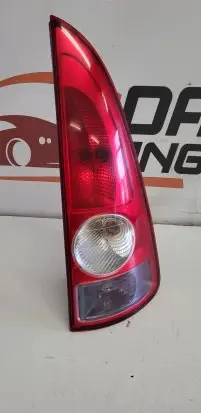 Renault Espace IV Rear/tail lights 8200027152