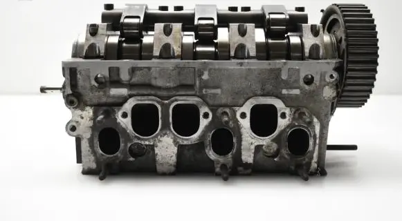 Volkswagen Polo Engine head 045103373HV420